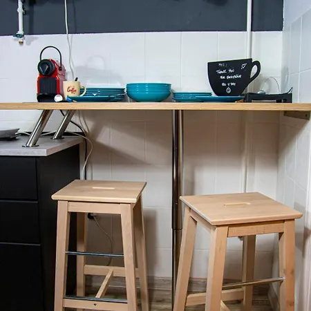 Mops Bob Apartmán *